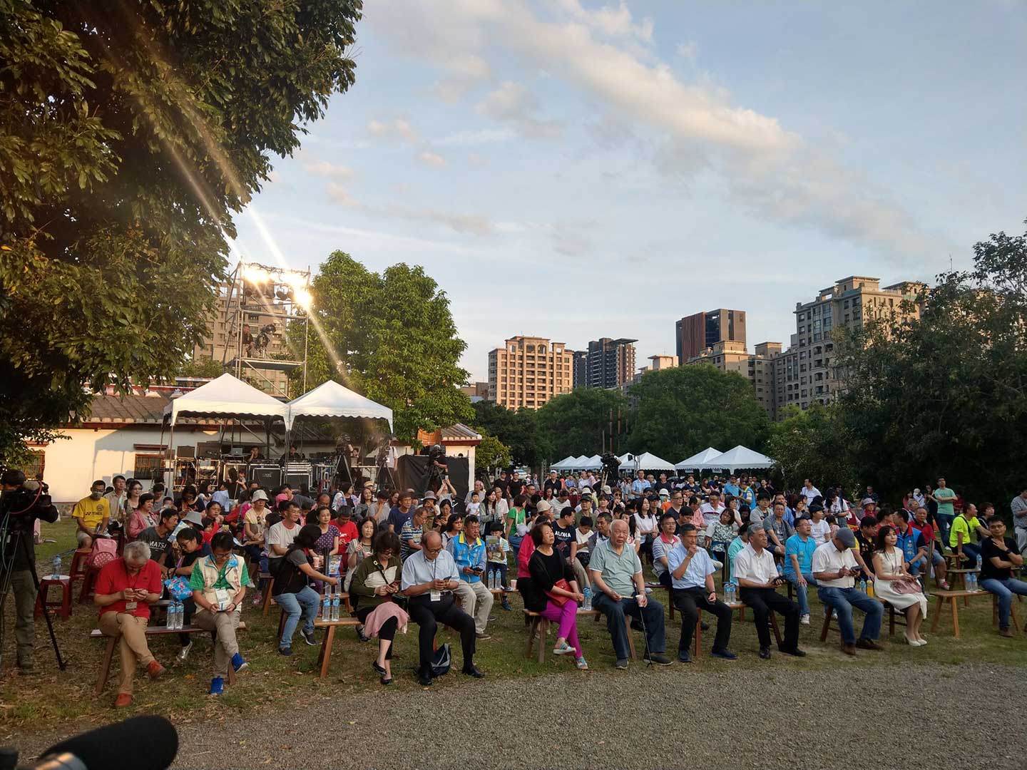 “April Snow Concert” auditorium