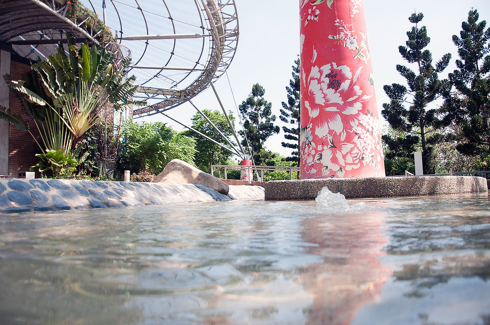 兒童遊戲場沙坑區水池噴泉 兒童遊戲場沙坑區水池噴泉